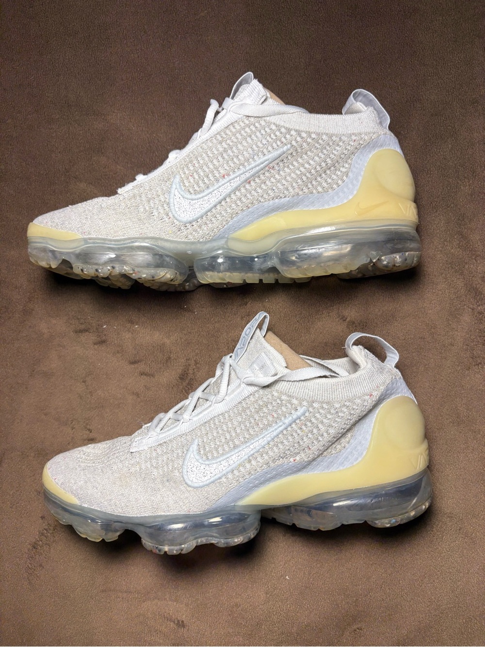Nike Air VaporMax Flyknit Grey Sneakers - Size Women’s 7.5 ☁️👟